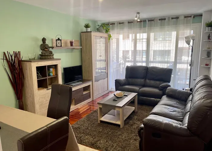 Piso Centrico Zona Vialia 公寓 比戈